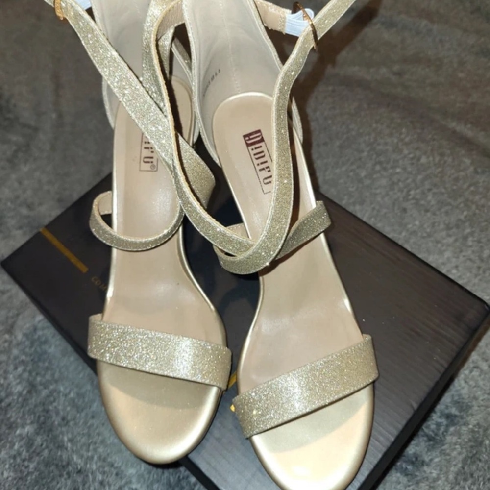 Nine West Champagne Glitter Strappy Heels